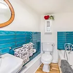1 Bed In Oc-o34996 아파트