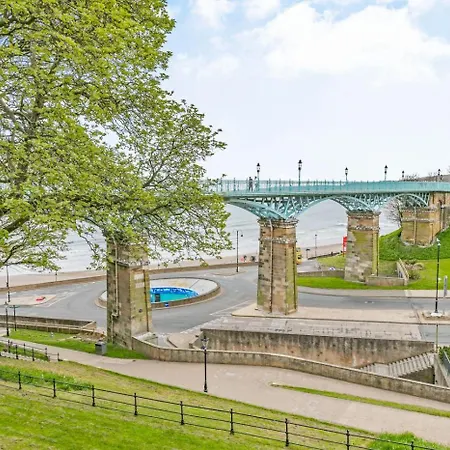 1 Bed In Oc-o34996 *