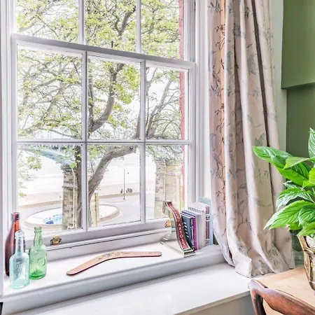 1 Bed In Oc-o34996 Apartament Scarborough